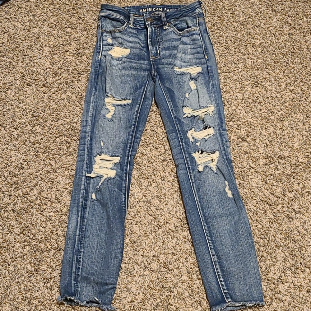 American Eagle cropped jeans